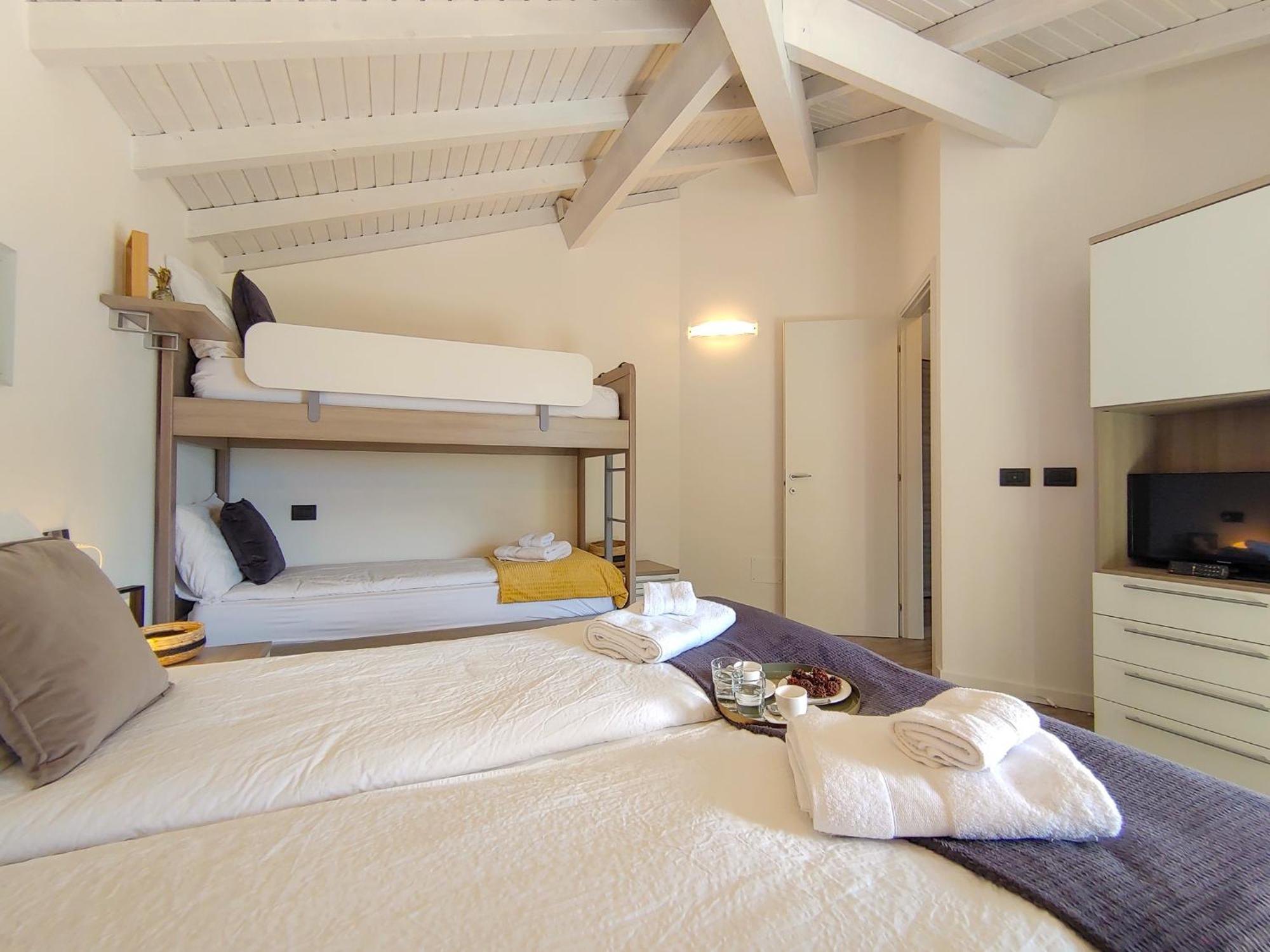 Dascio Silence Ferienwohnung Mit Panorama Balkon ภายนอก รูปภาพ