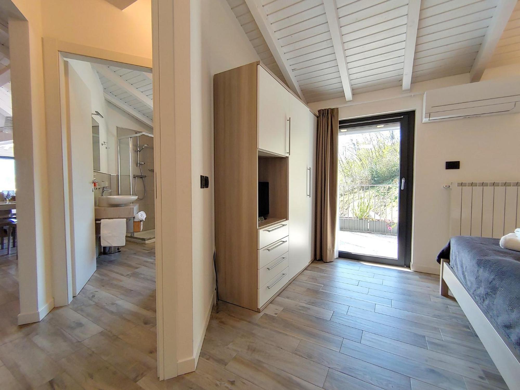 Dascio Silence Ferienwohnung Mit Panorama Balkon ภายนอก รูปภาพ