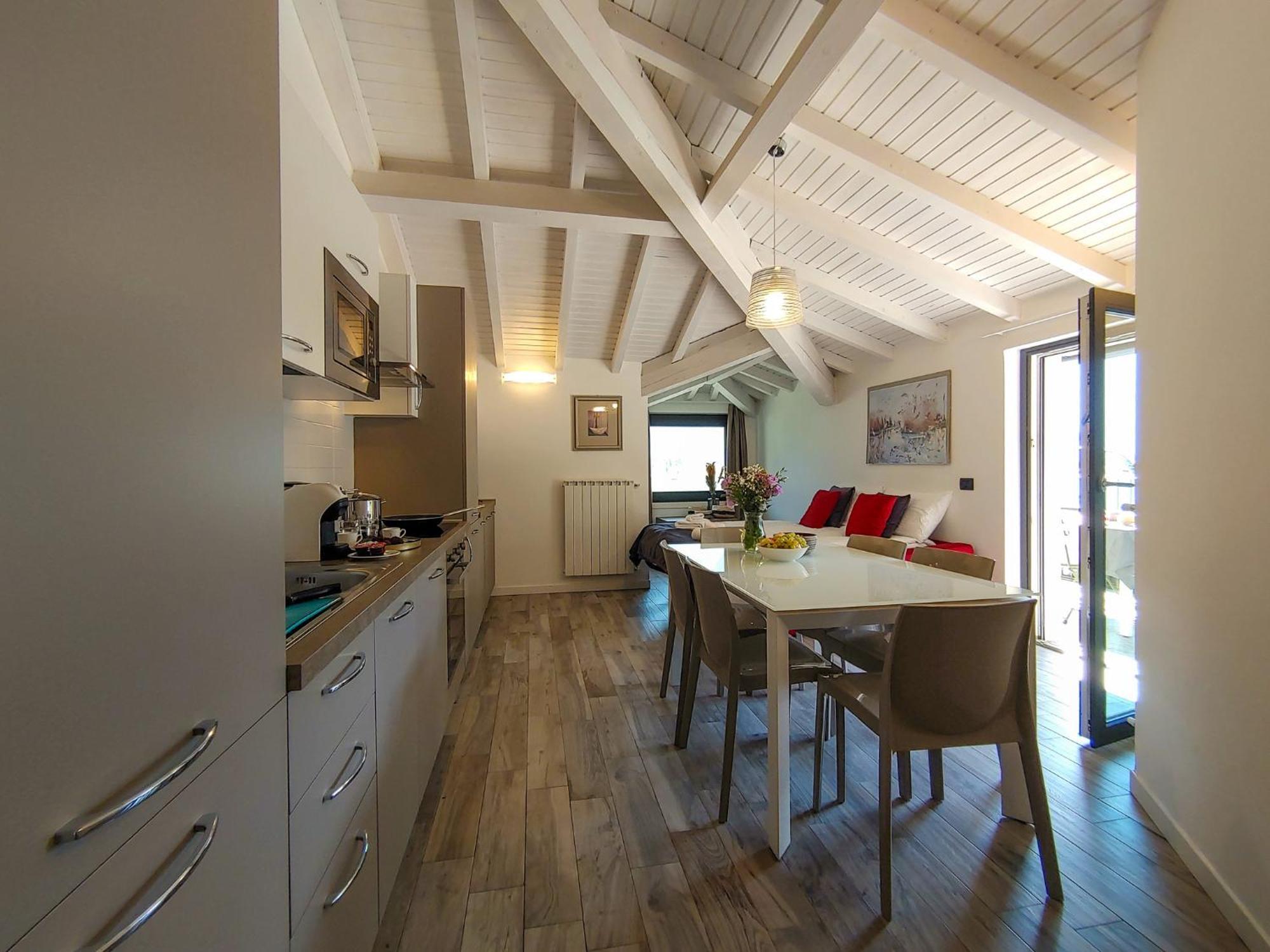Dascio Silence Ferienwohnung Mit Panorama Balkon ภายนอก รูปภาพ