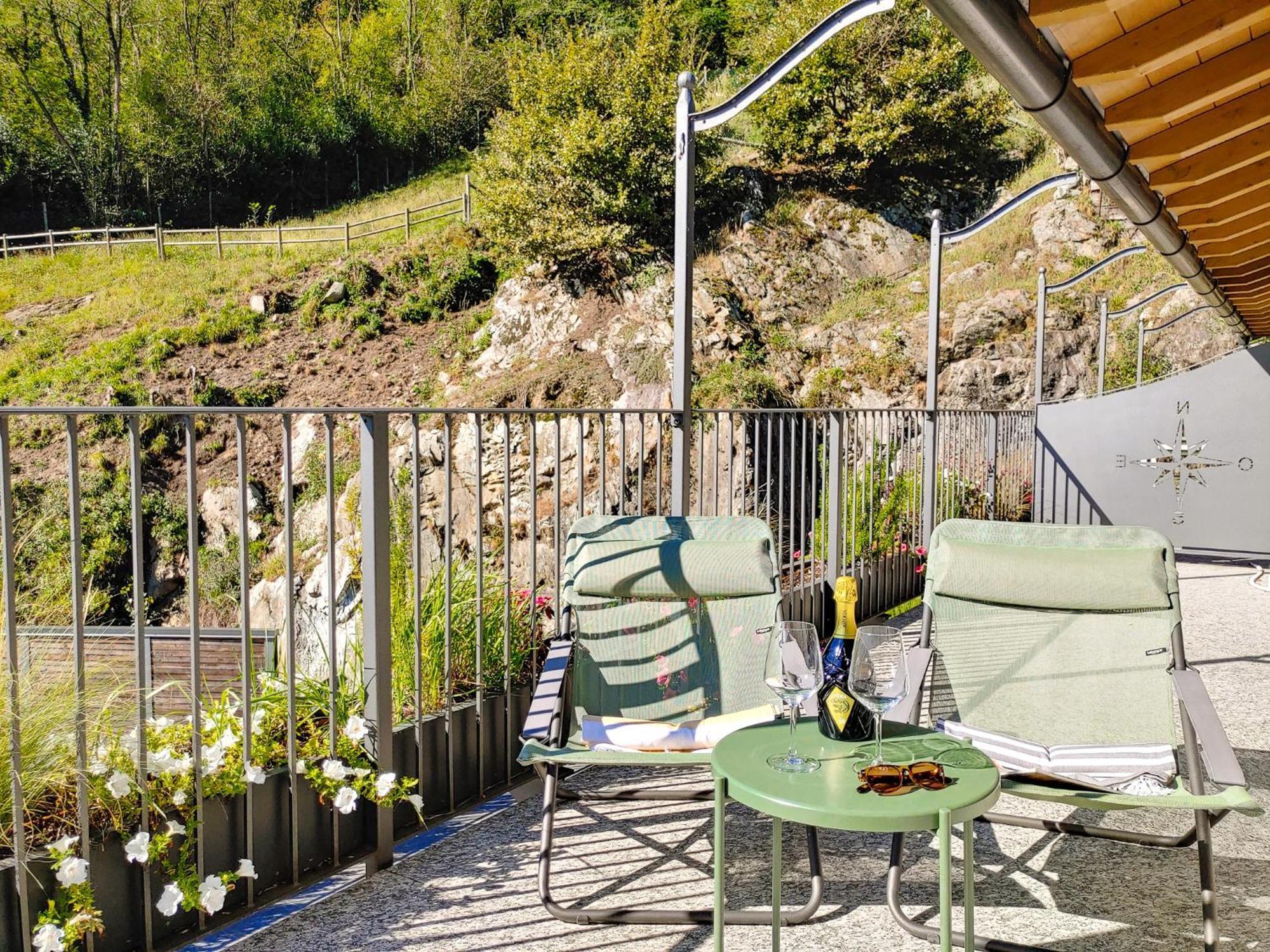 Dascio Silence Ferienwohnung Mit Panorama Balkon ภายนอก รูปภาพ